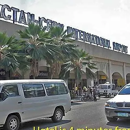 The Stopover Hostel - Mactan